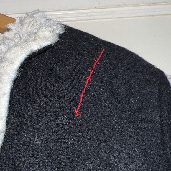 Vintage Handmade Native American Chief embroidered wool vest - Picture 5 of 9